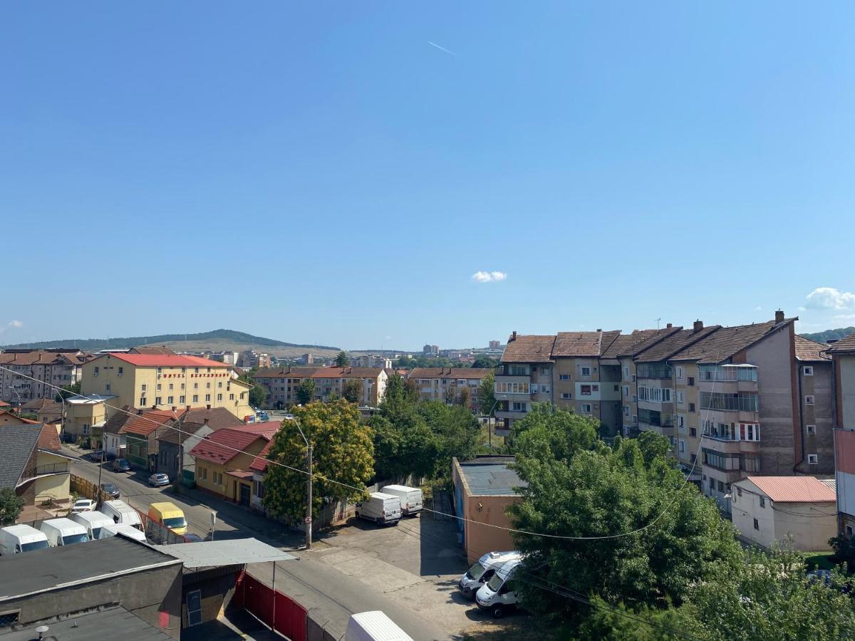 Pav- Nihil Sine Deo Apartamento Hunedoara Exterior foto